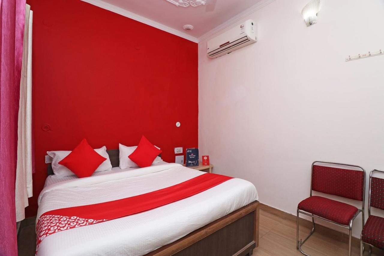 Oyo 27750 Bhagwati Residency Hotell Mirzāpur Eksteriør bilde