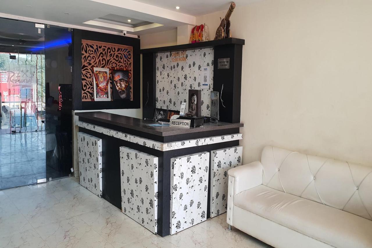 Oyo 27750 Bhagwati Residency Hotell Mirzāpur Eksteriør bilde