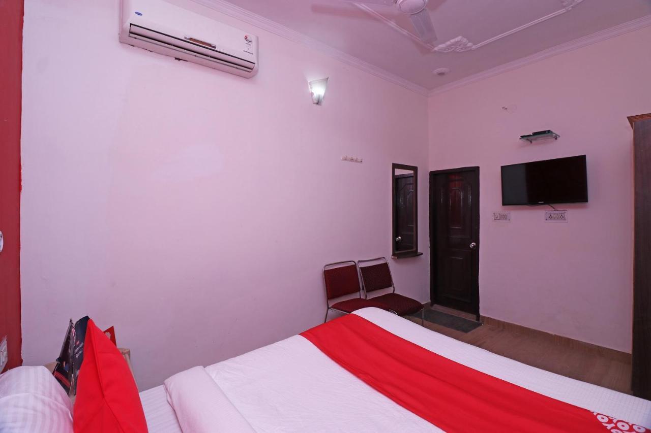 Oyo 27750 Bhagwati Residency Hotell Mirzāpur Eksteriør bilde