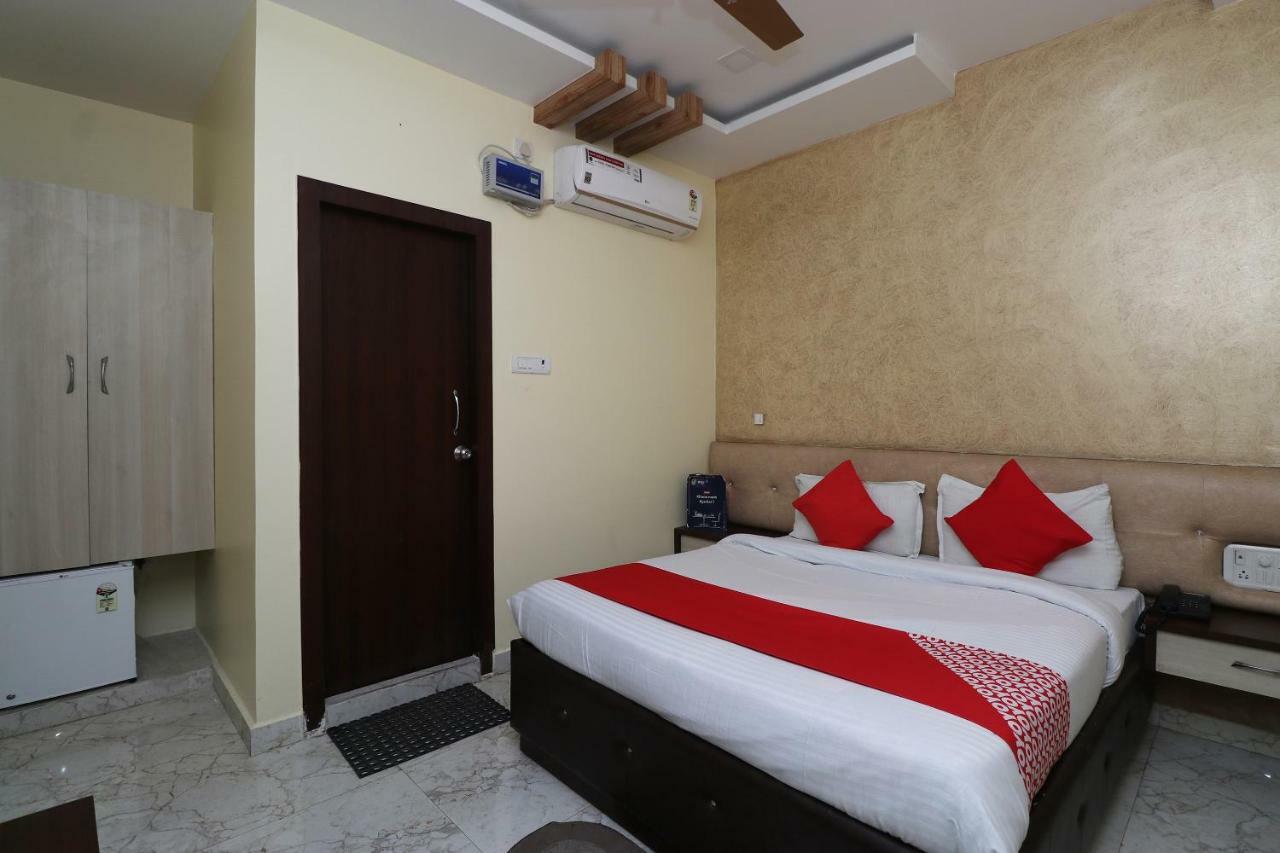 Oyo 27750 Bhagwati Residency Hotell Mirzāpur Eksteriør bilde